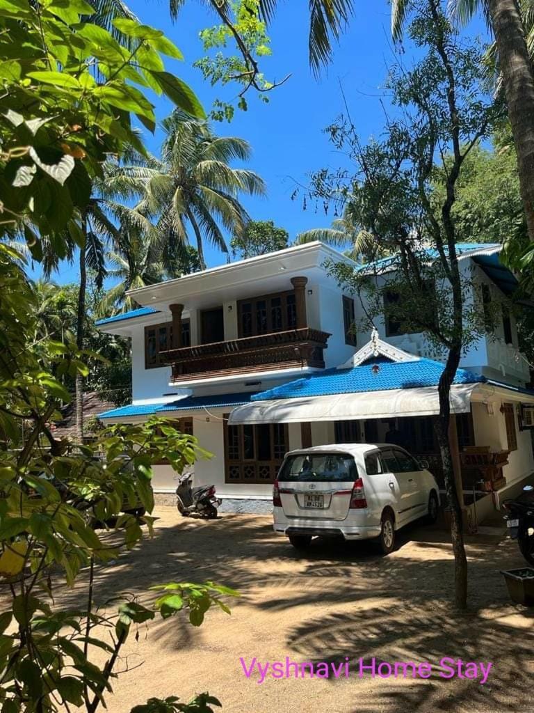 Vyshnavi Home Stay Thanniyam Buitenkant foto